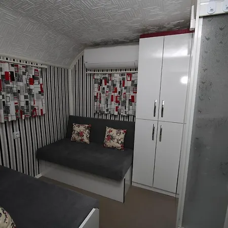 Bellerofon Caravan & Campsite