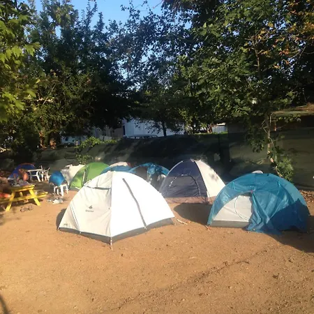 Campsite Bellerofon Caravan & *